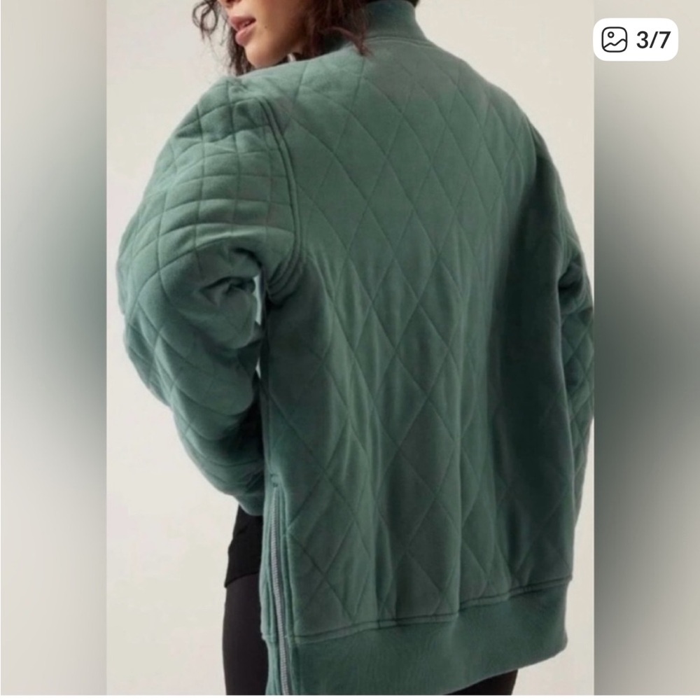 Athleta Women's Sage Green Quilted Bomber Jacket - Picture 4 of 14